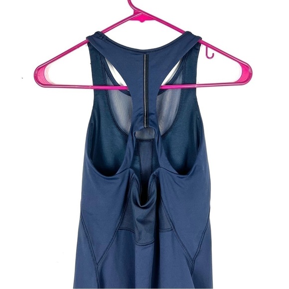 Lululemon Gear Up Black Mesh Detail Tank size 4 - Picture 3 of 8